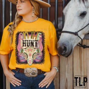 On the Hunt Skull Graphic Tee